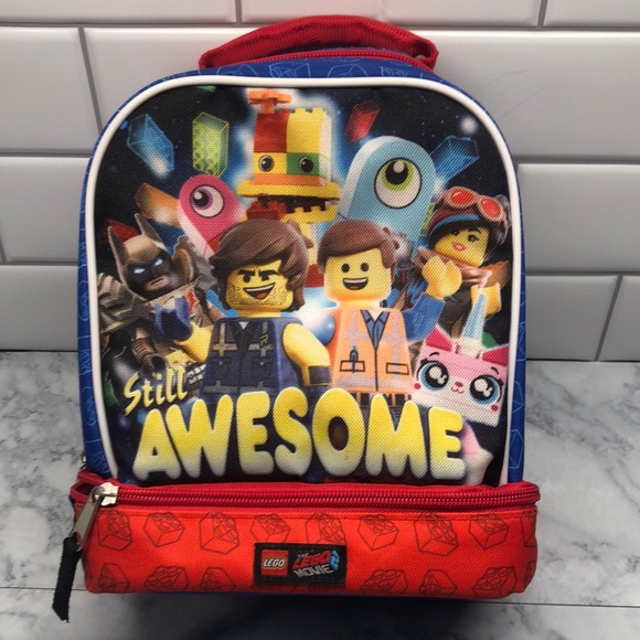 The Lego Movie 2 Lunch Box - Picture 1 of 7